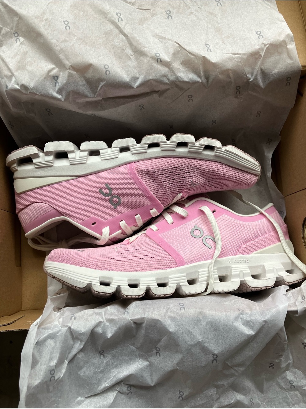 On Running Cloud X 4 Training Sneakers - Picture 2 of 6